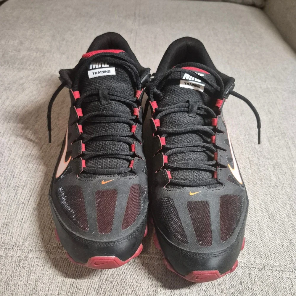 Nike Reax 8 TR Mens Training Shoes Black Red Orange